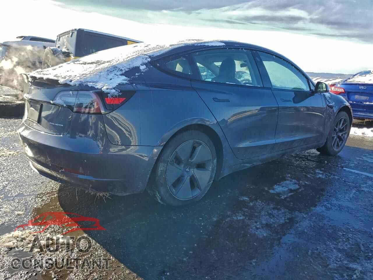 TESLA MODEL 3 2021 - 5YJ3E1EB1MF036401