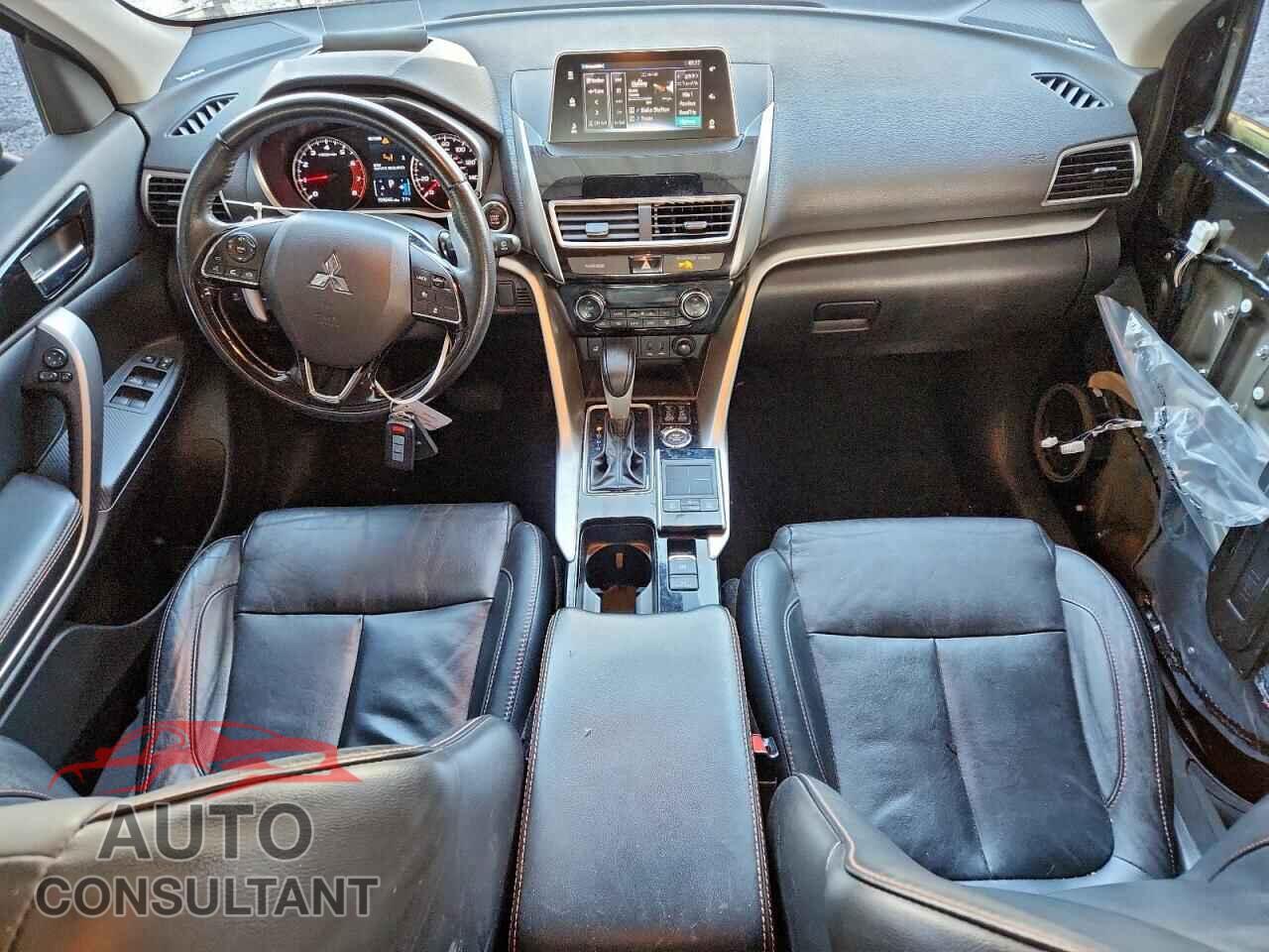 MITSUBISHI ECLIPSE 2018 - JA4AT5AA1JZ045133