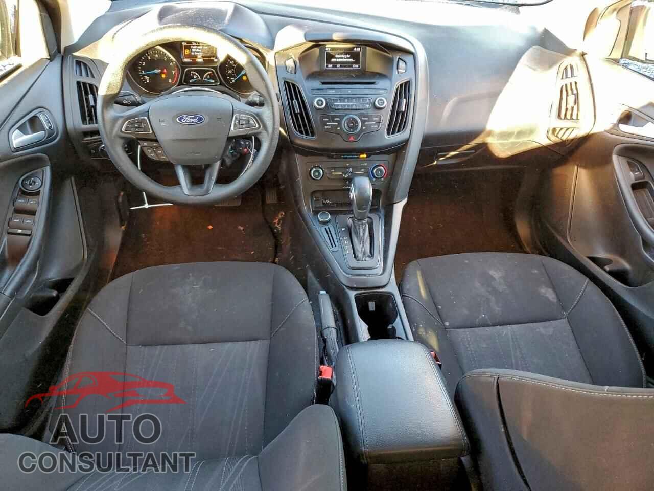 FORD FOCUS 2017 - 1FADP3F29HL289242
