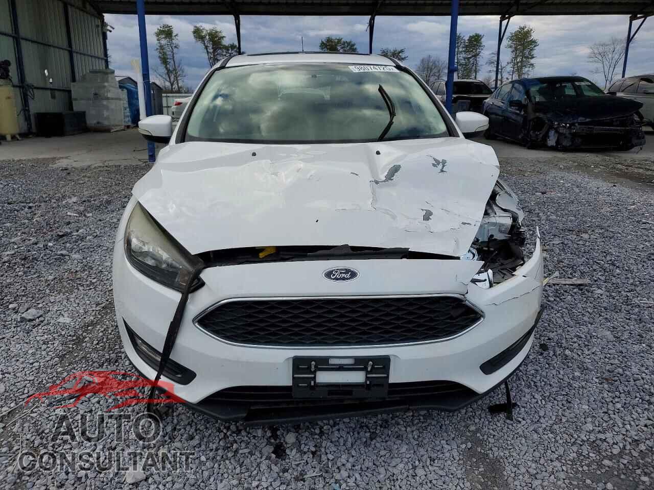 FORD FOCUS 2017 - 1FADP3M22HL248373