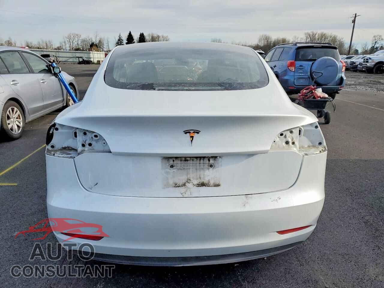 TESLA MODEL 3 2023 - 5YJ3E1EA1PF455988