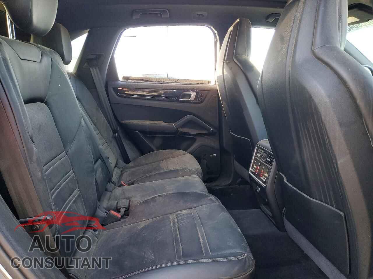 PORSCHE CAYENNE 2020 - WP1AA2AY8LDA01507