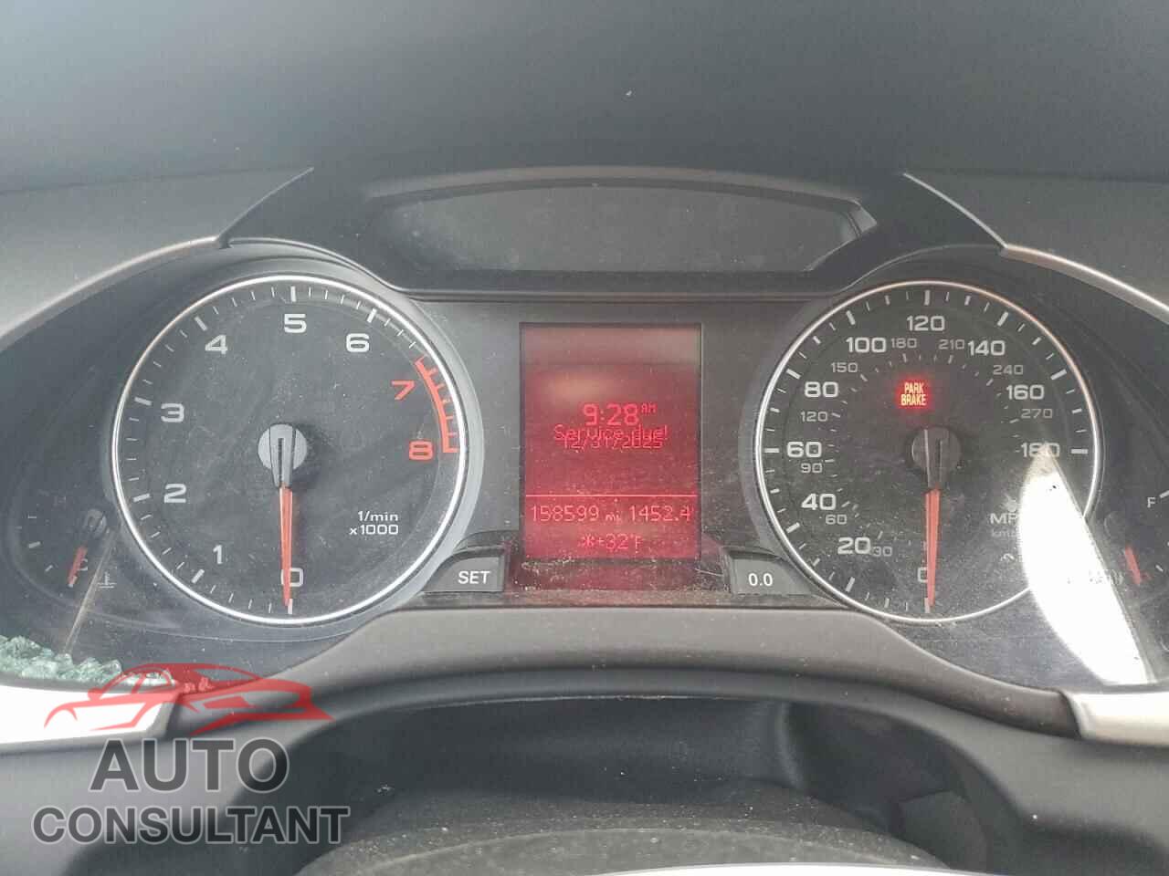AUDI A4 2011 - WAUBFAFL1BN007671