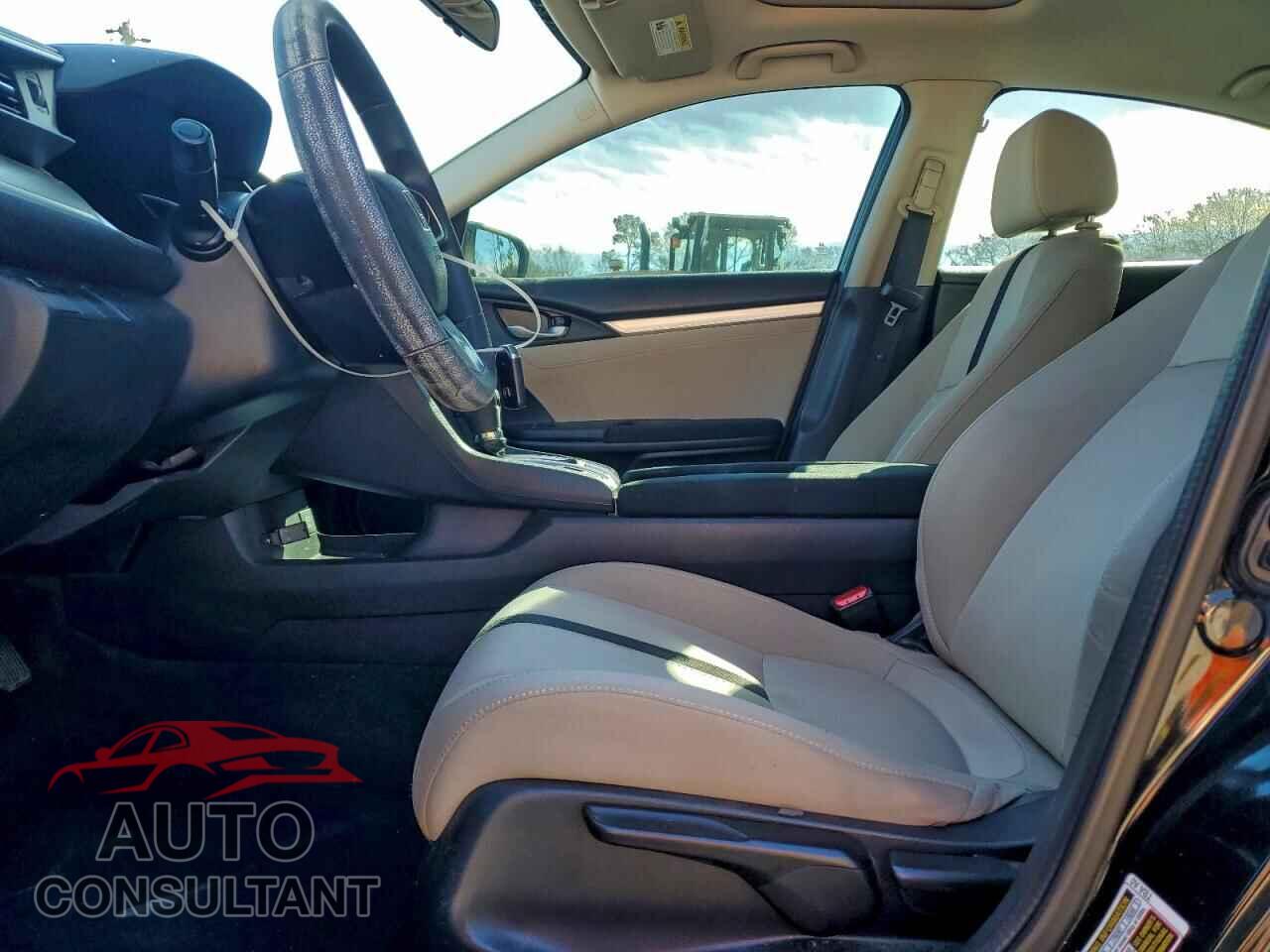 HONDA CIVIC 2017 - 2HGFC2F76HH574094