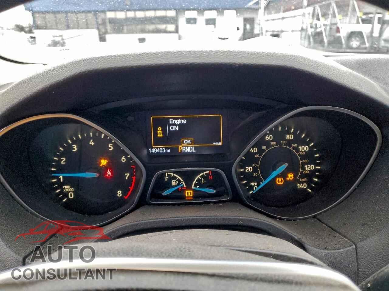 FORD FOCUS 2015 - 1FADP3E22FL374115