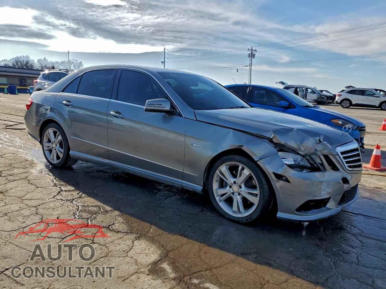 MERCEDES-BENZ E-CLASS 2012 - WDDHF8JB1CA618030