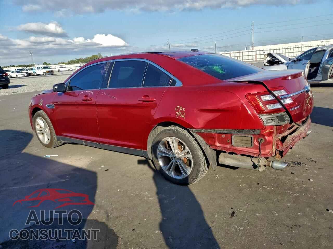 FORD TAURUS 2015 - 1FAHP2E84FG102142