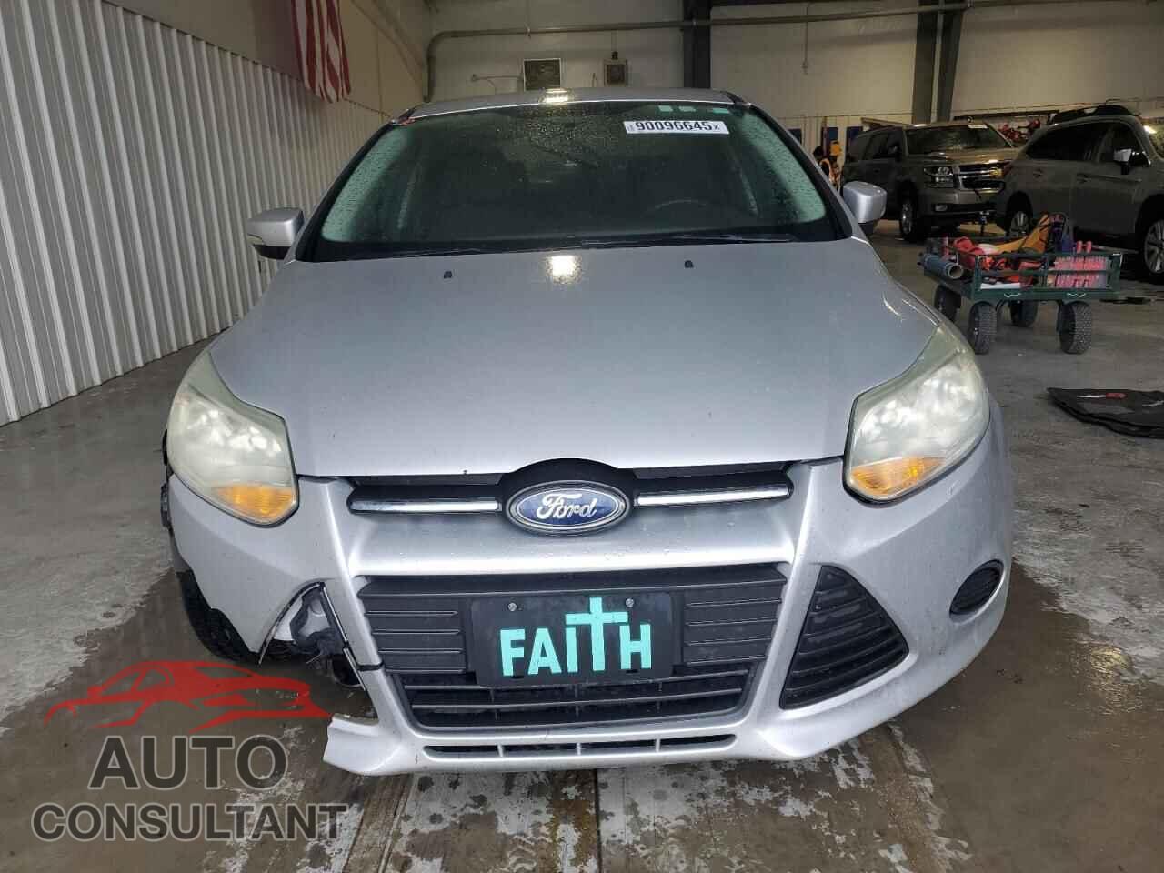FORD FOCUS 2014 - 1FADP3F26EL257800