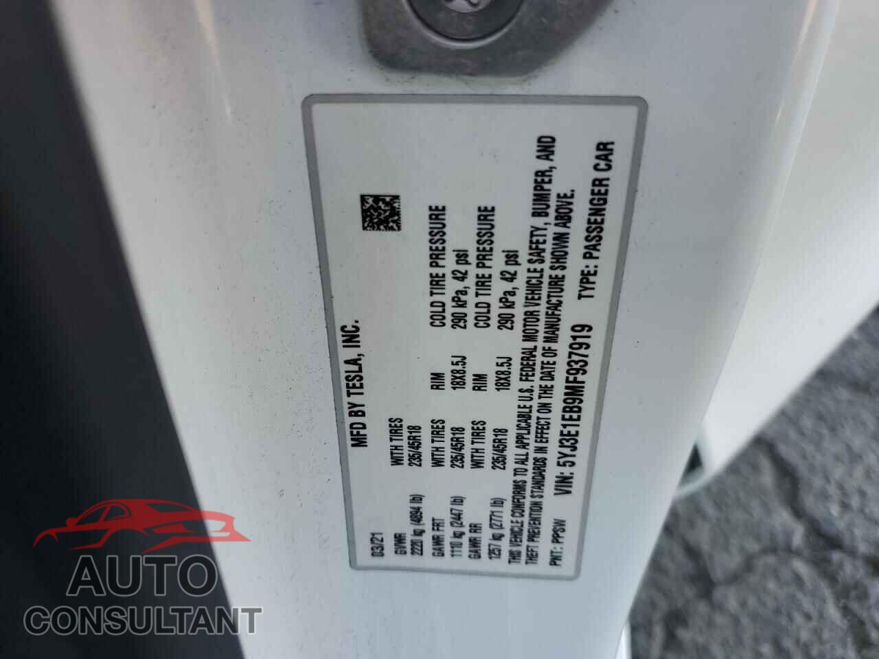 TESLA MODEL 3 2021 - 5YJ3E1EB9MF937919