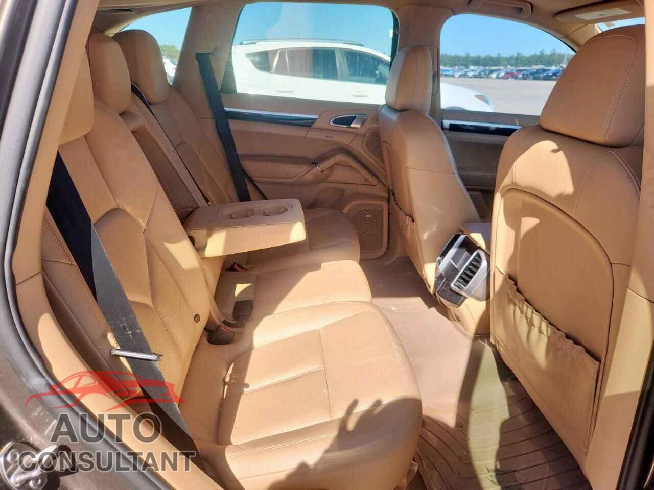 PORSCHE CAYENNE 2011 - WP1AA2A21BLA04670
