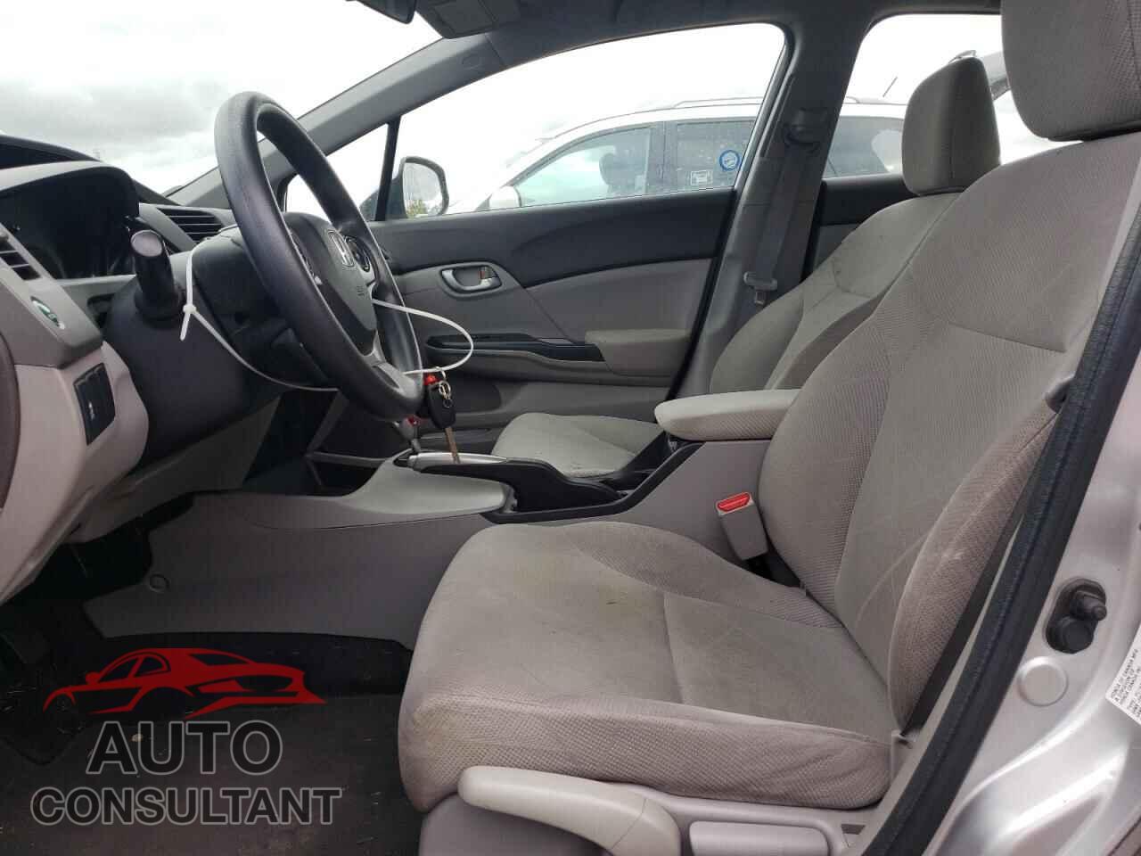 HONDA CIVIC 2012 - 2HGFB2F43CH121472
