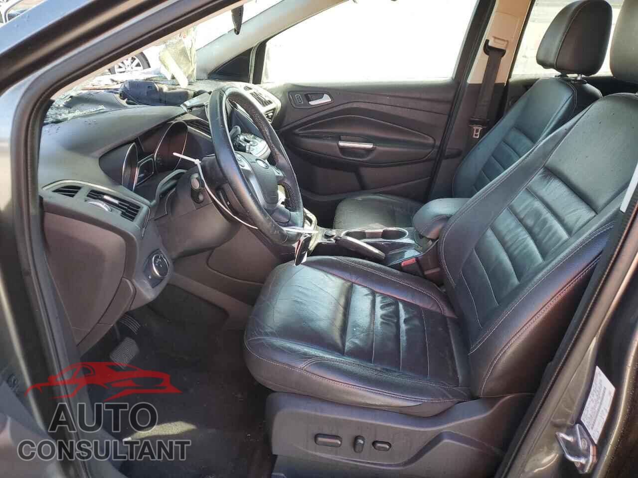 FORD ESCAPE 2015 - 1FMCU0J93FUA26863
