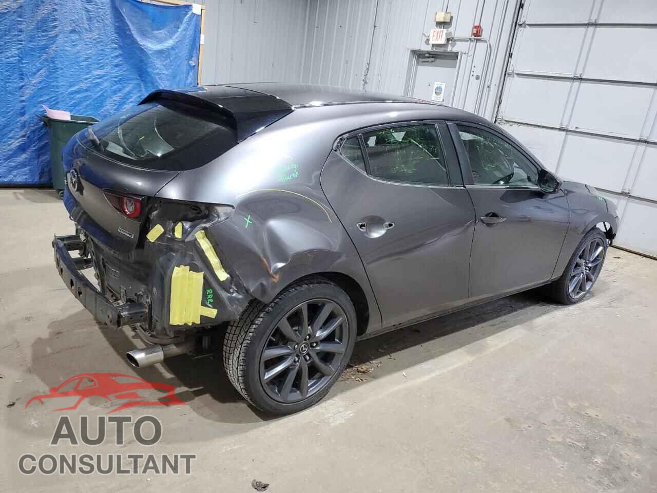 MAZDA 3 2019 - JM1BPAJM2K1120715