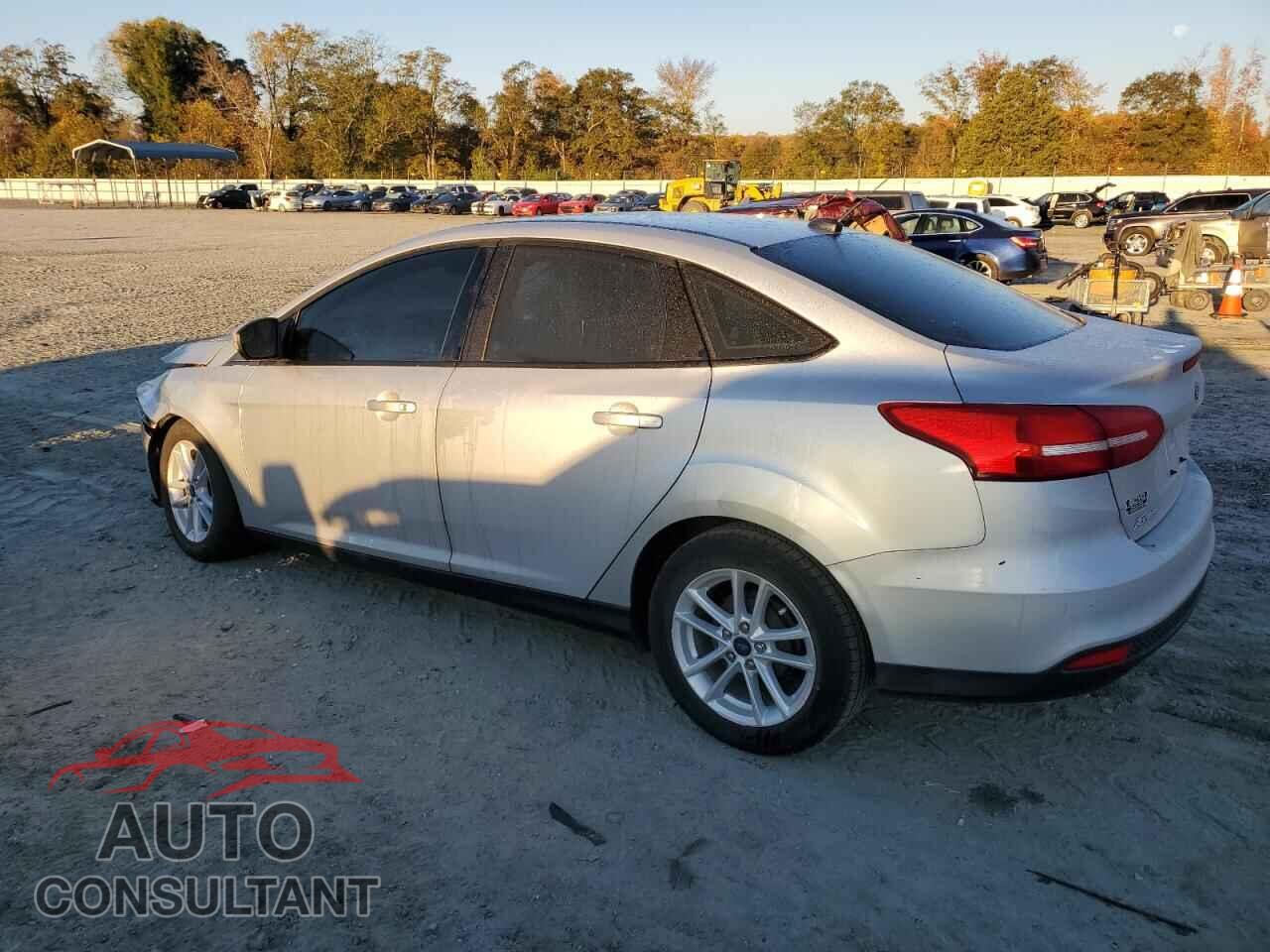 FORD FOCUS 2017 - 1FADP3F28HL317399