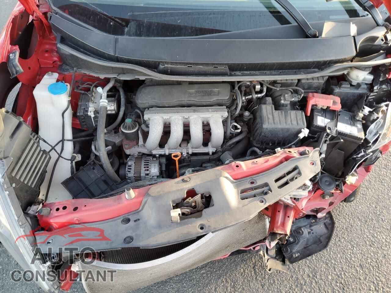 HONDA FIT 2013 - JHMGE8H38DC080809