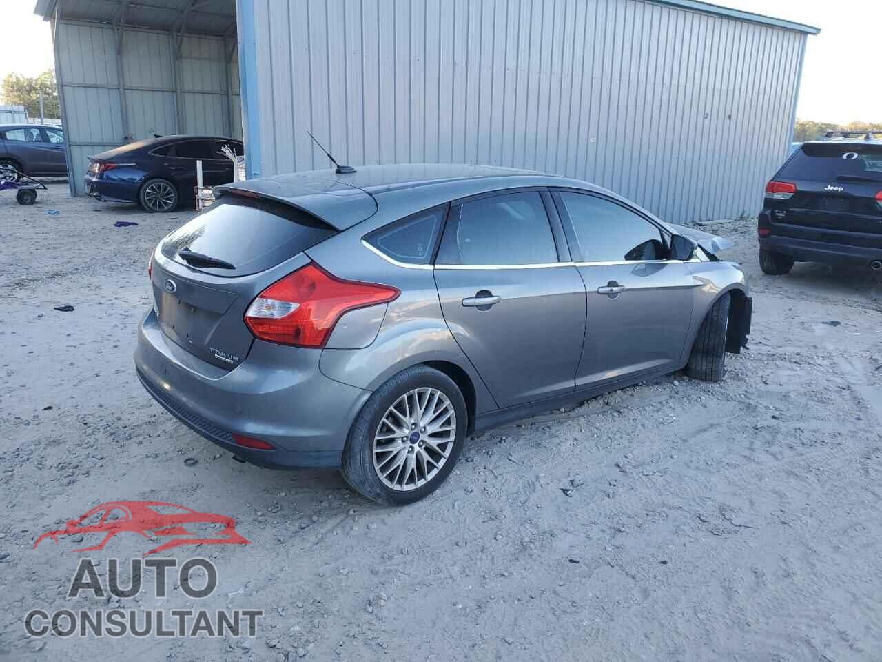 FORD FOCUS 2014 - 1FADP3N26EL367375
