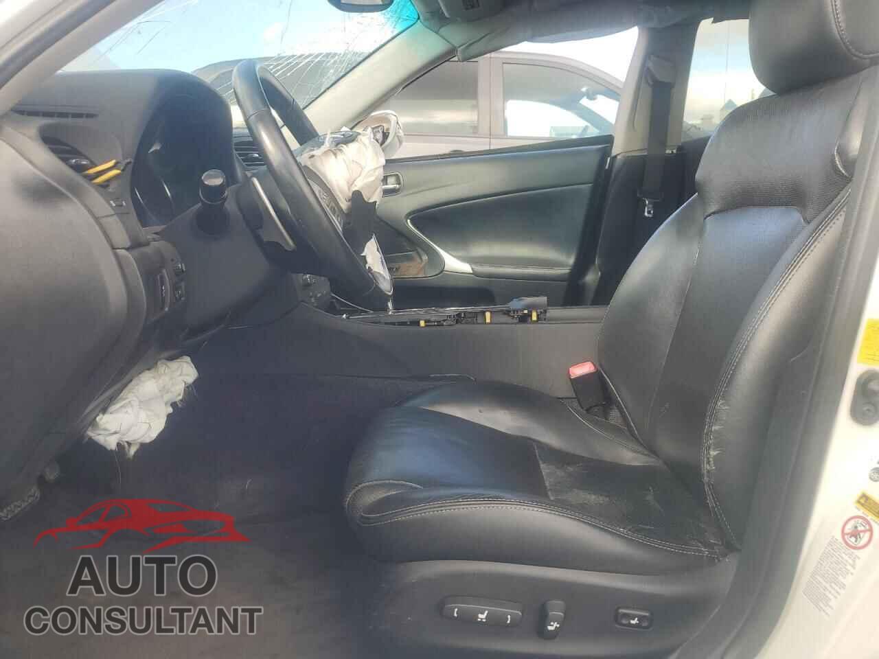 LEXUS IS 2012 - JTHBF5C28C5179959