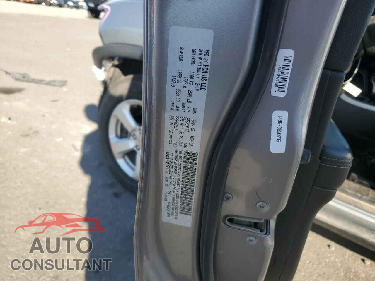 JEEP COMPASS 2018 - 3C4NJDBB1JT331649