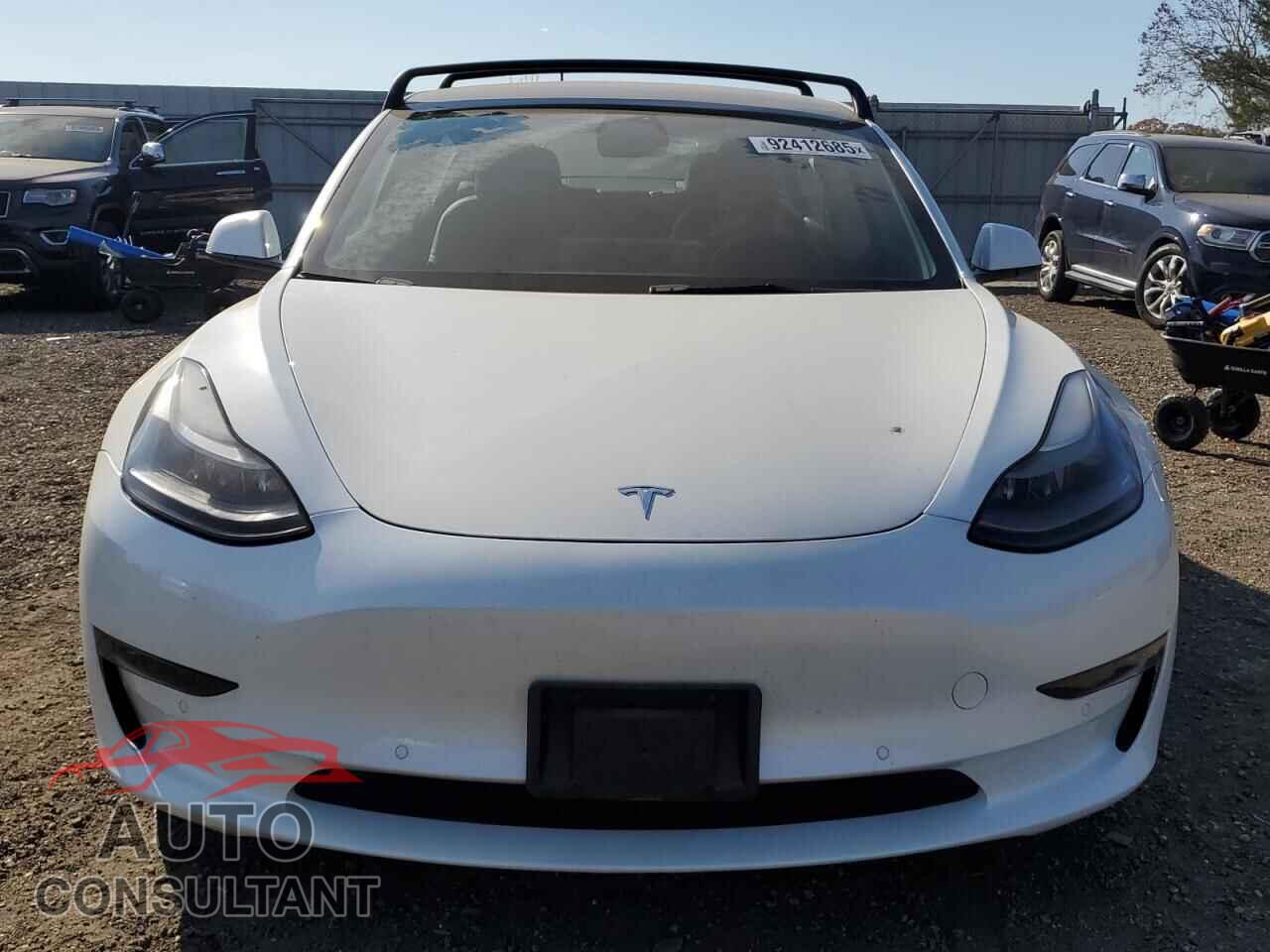 TESLA MODEL 3 2022 - 5YJ3E1EB2NF120681