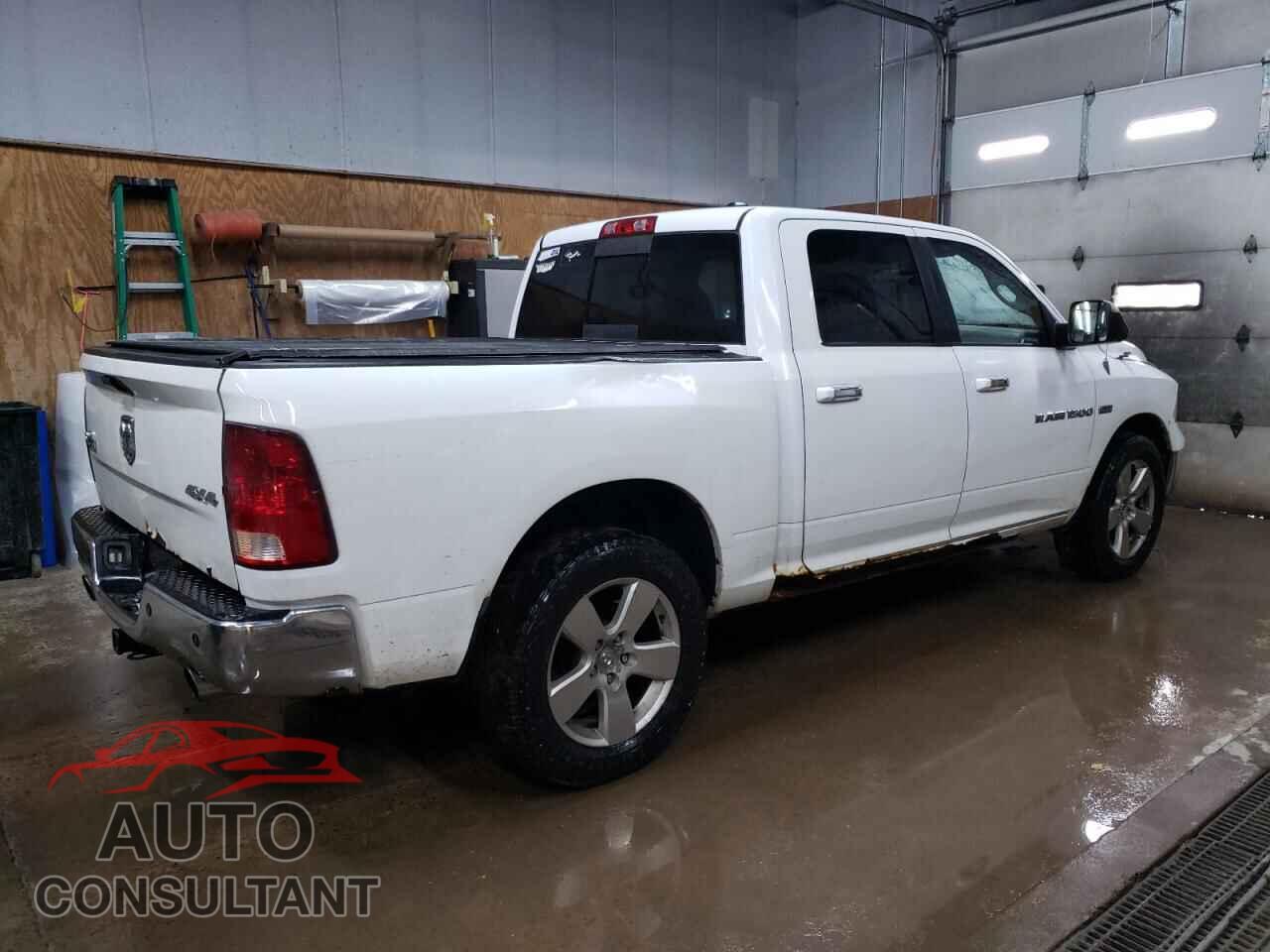 DODGE RAM 1500 2012 - 1C6RD7LT6CS252586