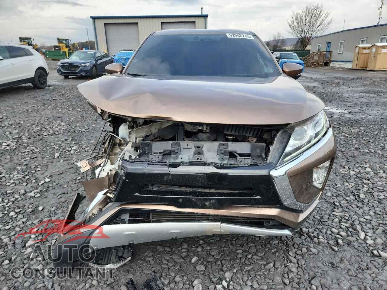 MITSUBISHI ECLIPSE 2018 - JA4AT5AA1JZ040918