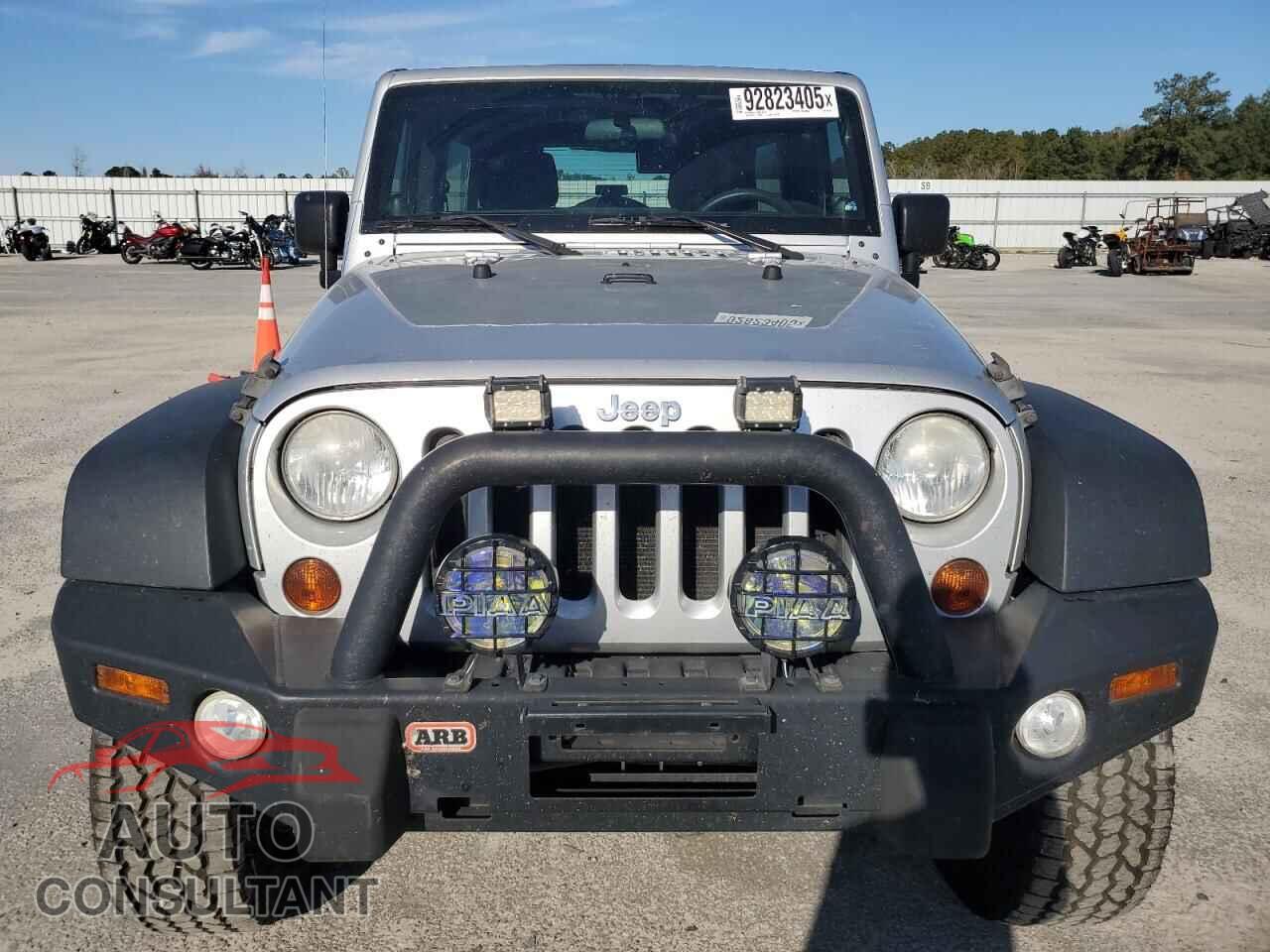 JEEP WRANGLER 2011 - 1J4BA3H16BL565384