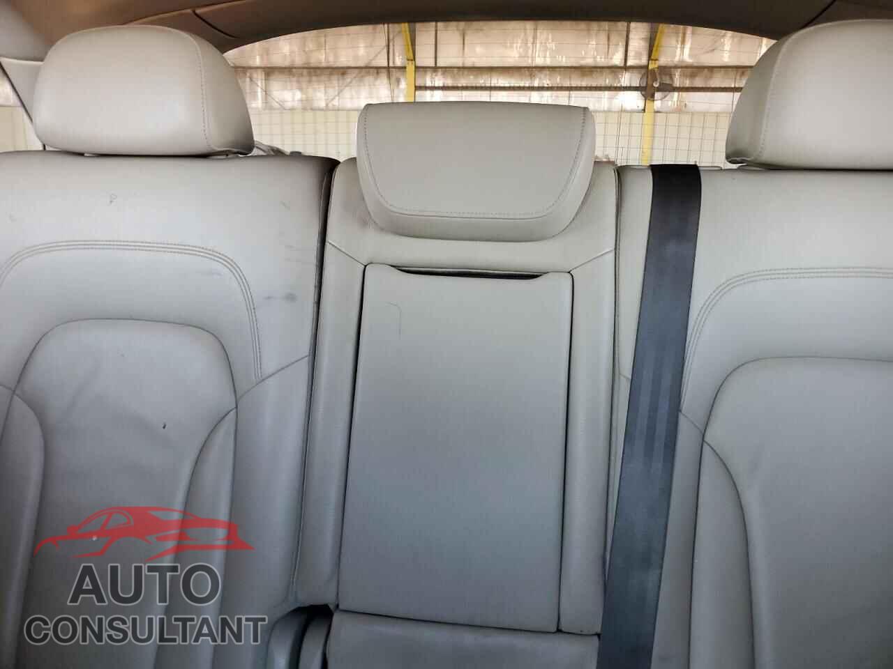 AUDI Q5 2012 - WA1DKAFP9CA045291