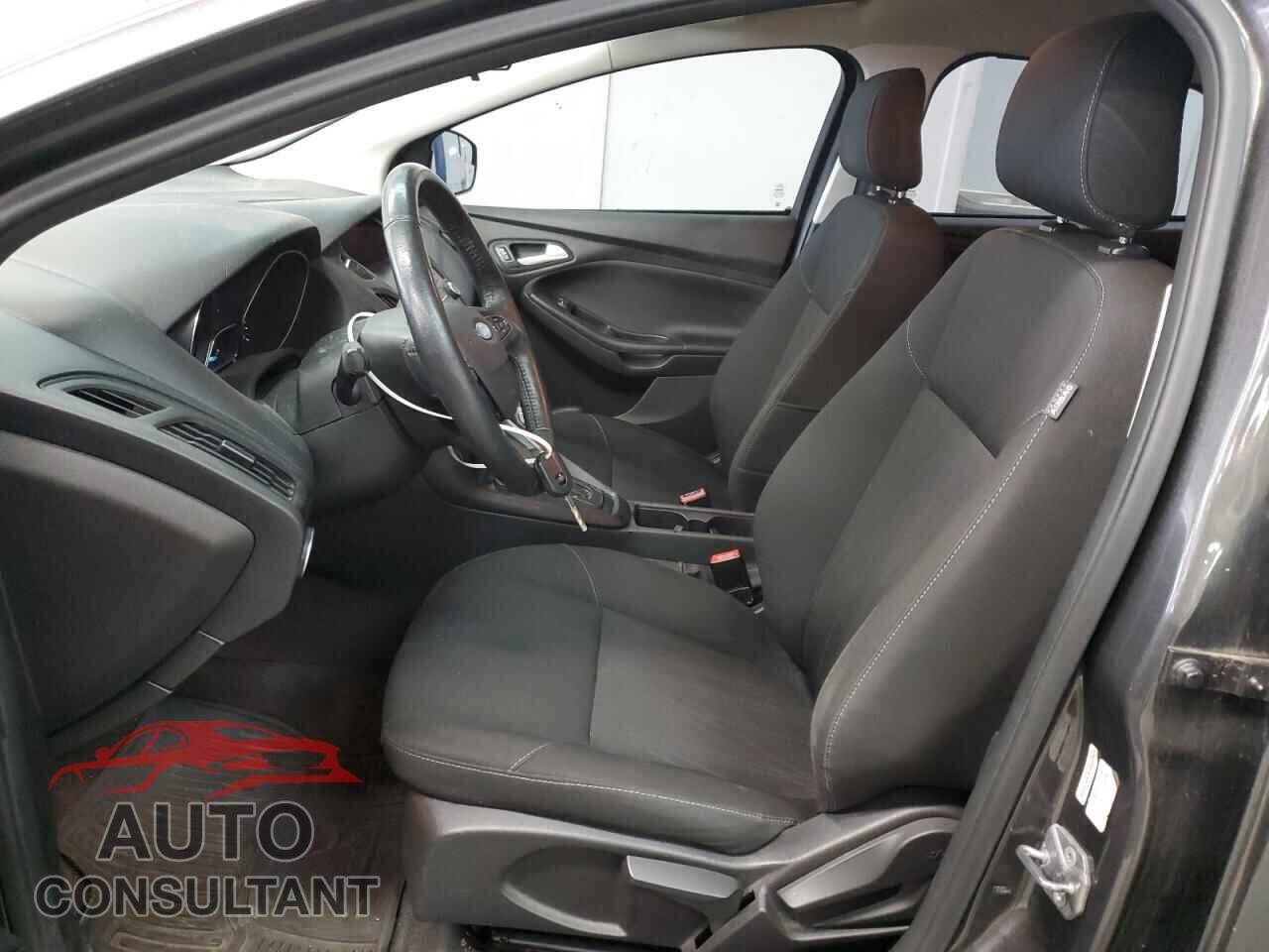 FORD FOCUS 2018 - 1FADP3K27JL261404
