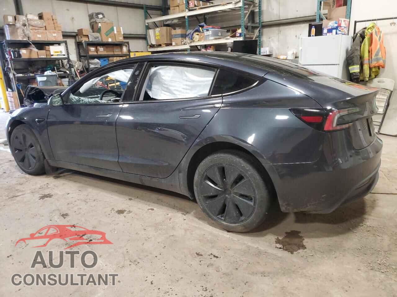 TESLA MODEL 3 2024 - LRW3E7EB3RC259043