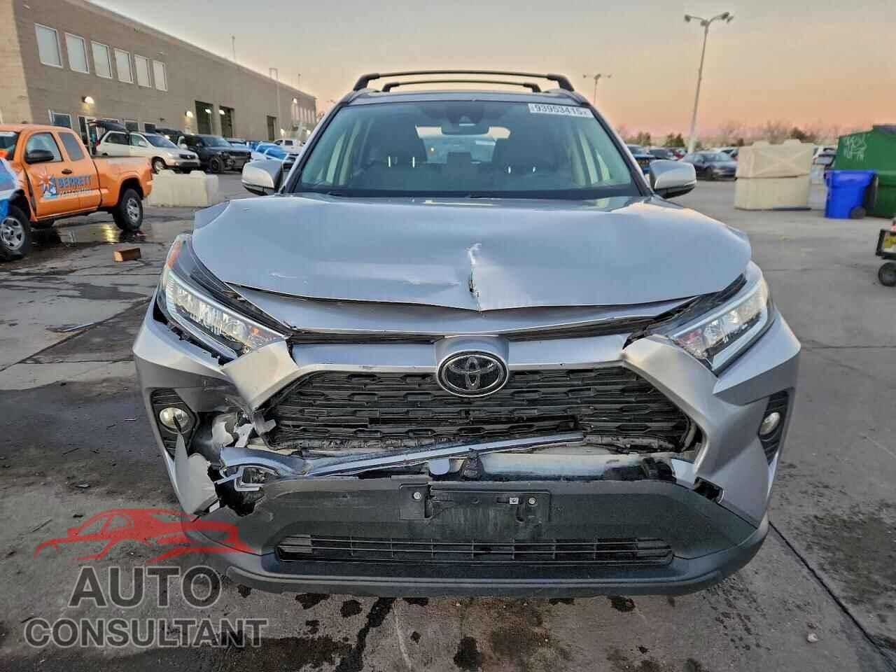 TOYOTA RAV4 2019 - JTMP1RFV2KD524183