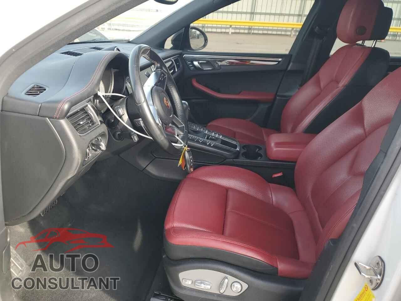 PORSCHE MACAN 2017 - WP1AB2A59HLB18156