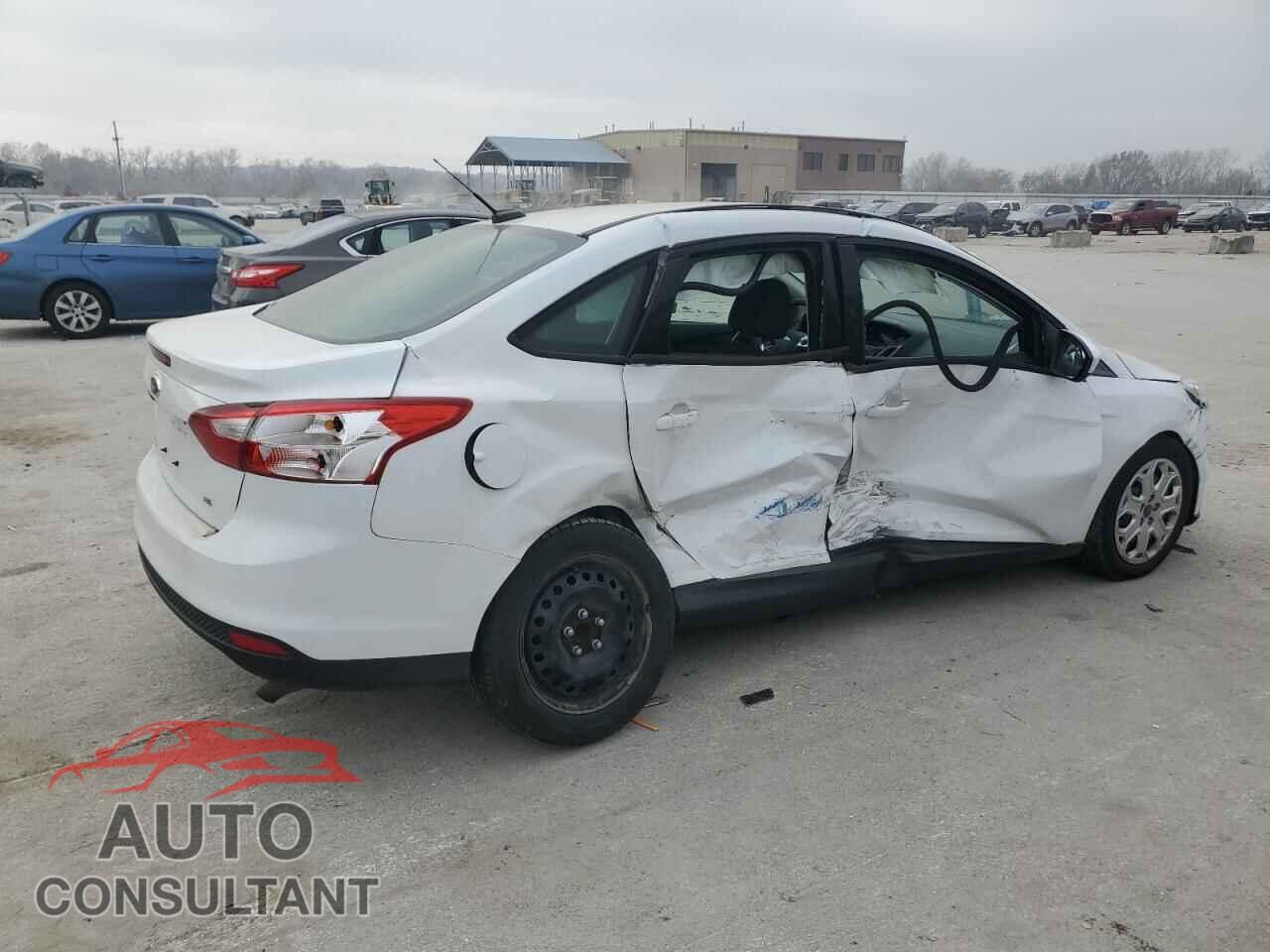 FORD FOCUS 2012 - 1FAHP3F25CL284730