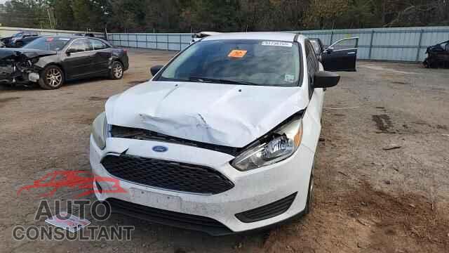 FORD FOCUS 2016 - 1FADP3E28GL256894