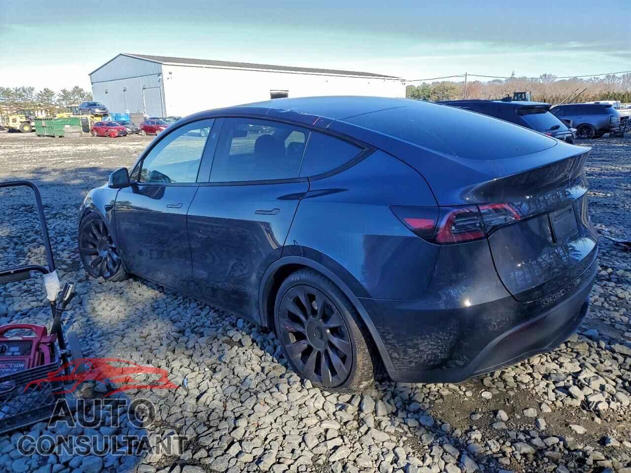 TESLA MODEL Y 2024 - 7SAYGDEE2RA243544