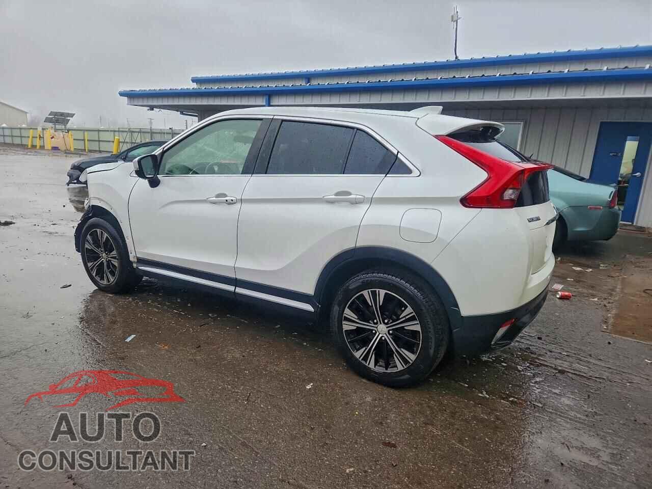 MITSUBISHI ECLIPSE 2018 - JA4AT5AA0JZ048847