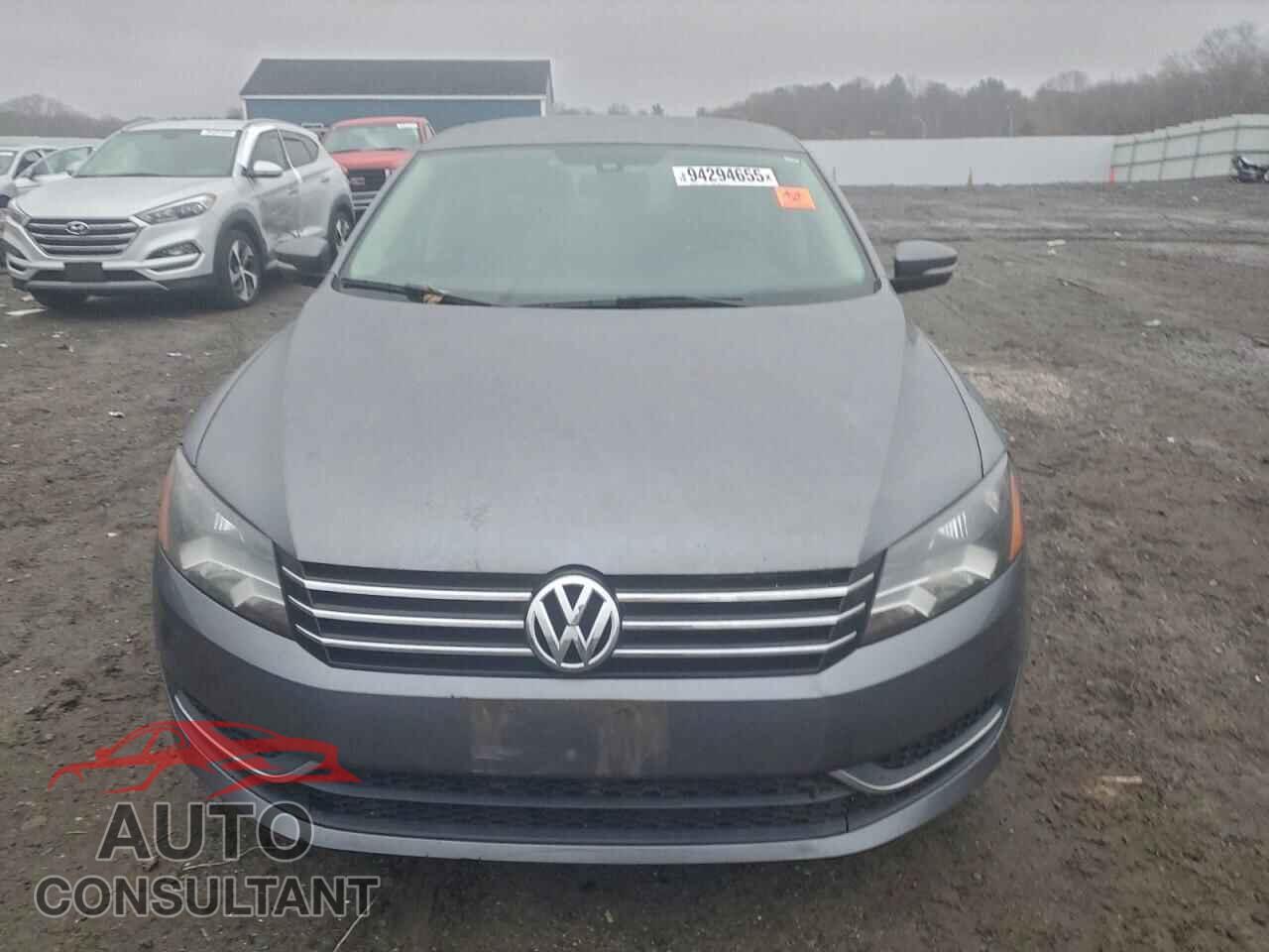 VOLKSWAGEN PASSAT 2015 - 1VWAT7A38FC066488