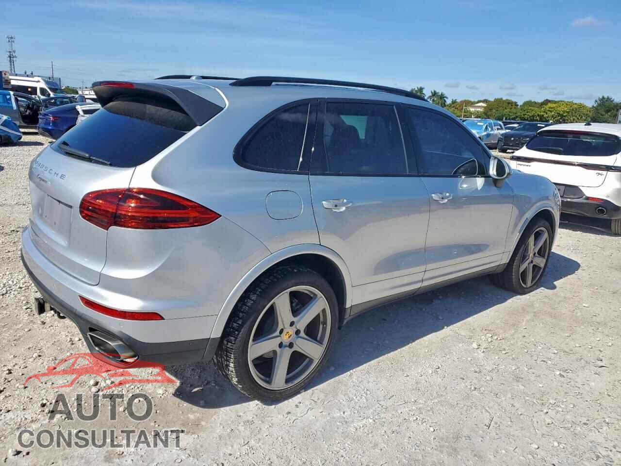 PORSCHE CAYENNE 2017 - WP1AA2A20HKA89192