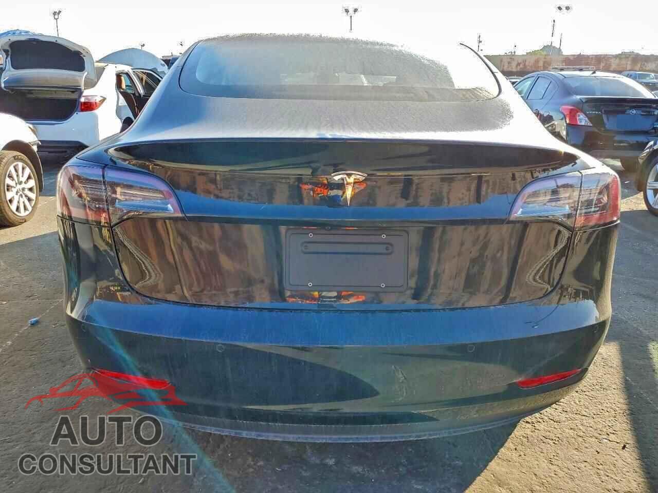 TESLA MODEL 3 2022 - 5YJ3E1EA2NF318541