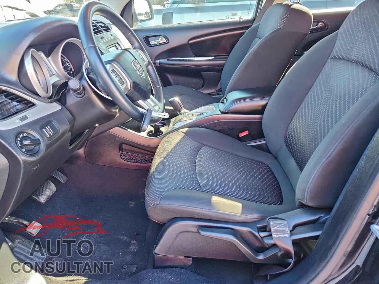DODGE JOURNEY 2017 - 3C4PDCAB5HT504028