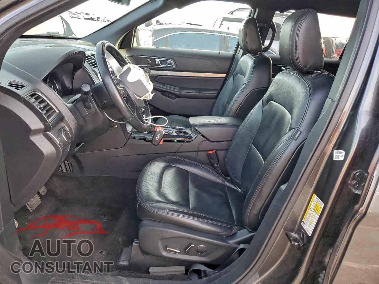 FORD EXPLORER 2018 - 1FM5K7D85JGB56743