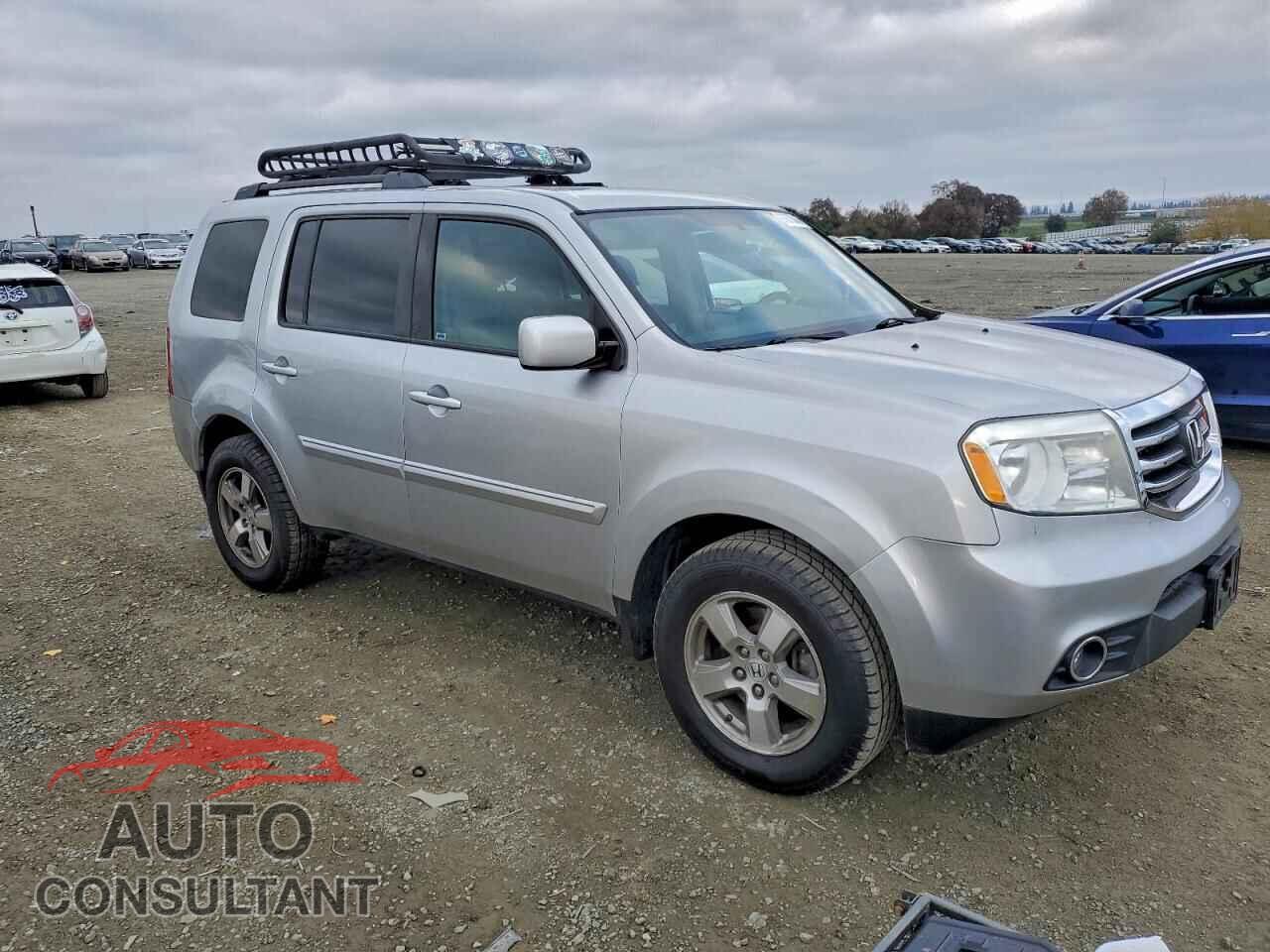 HONDA PILOT 2013 - 5FNYF3H45DB022366