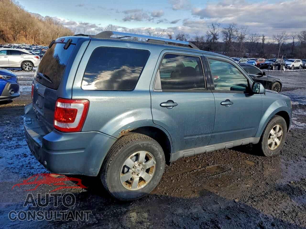 FORD EXPLORER 2011 - 1FMCU9E71BKA90578