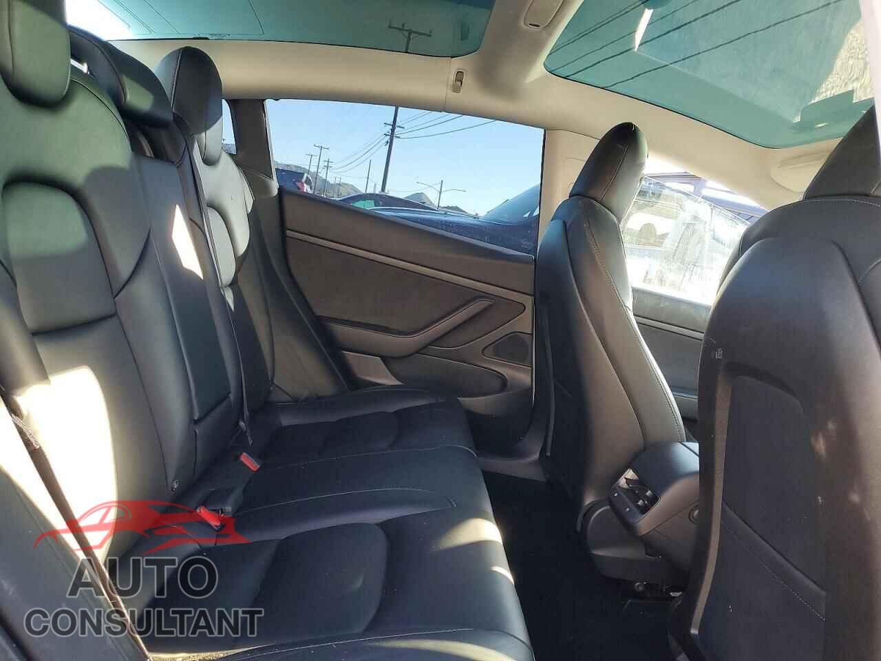TESLA MODEL 3 2020 - 5YJ3E1EA7LF631503