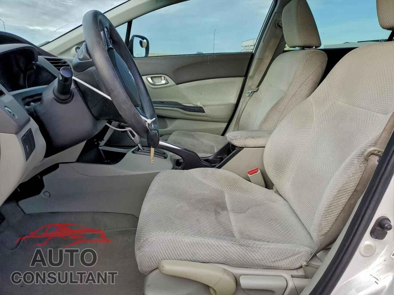 HONDA CIVIC 2012 - JHMFB4F22CS003204