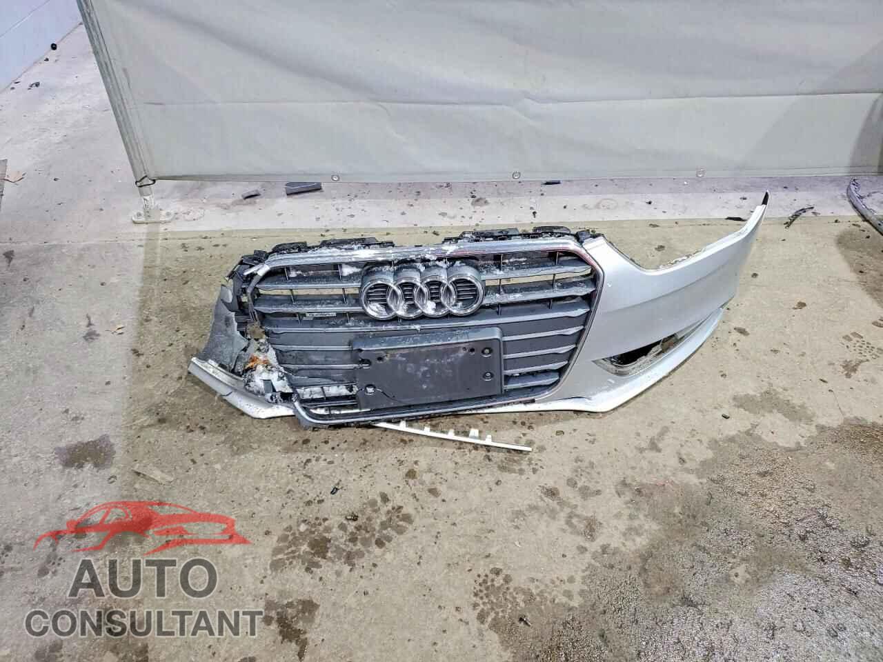 AUDI A4 2013 - WAUBFAFL8DN043442