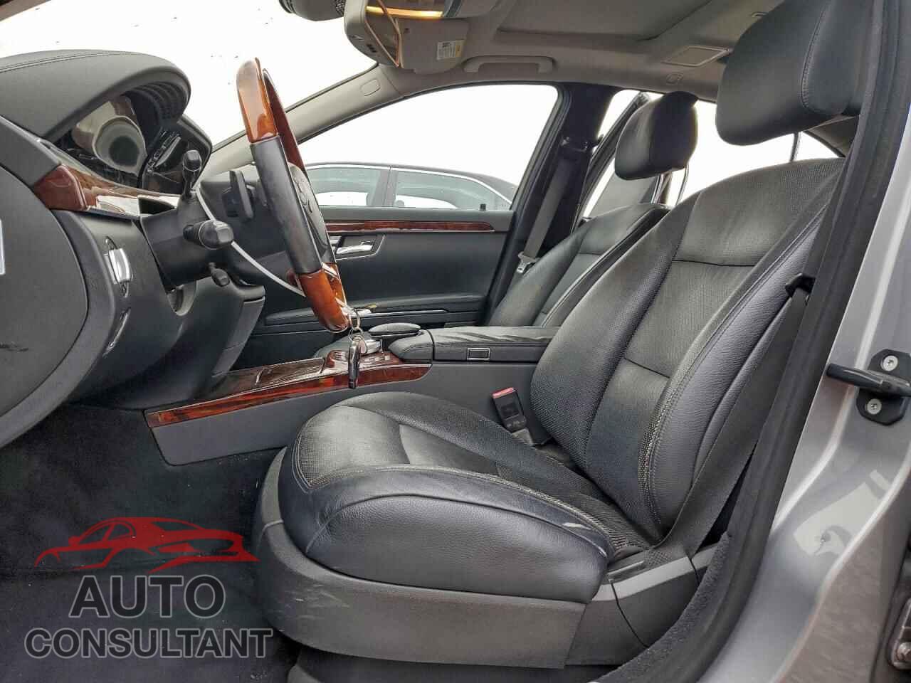 MERCEDES-BENZ S-CLASS 2012 - WDDNG7DB2CA422488