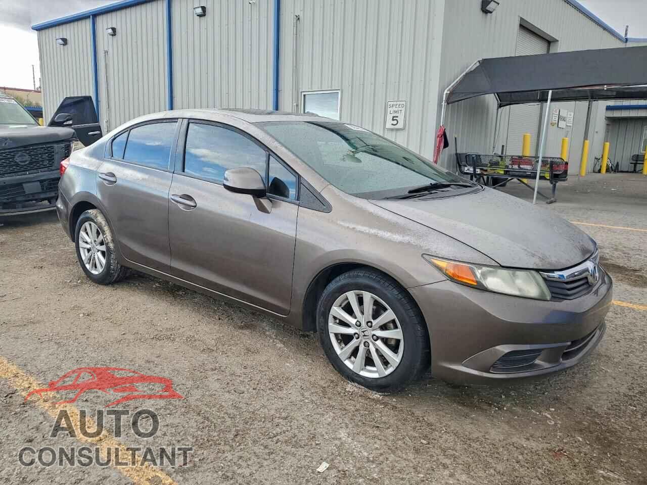 HONDA CIVIC 2012 - 2HGFB2F88CH537021