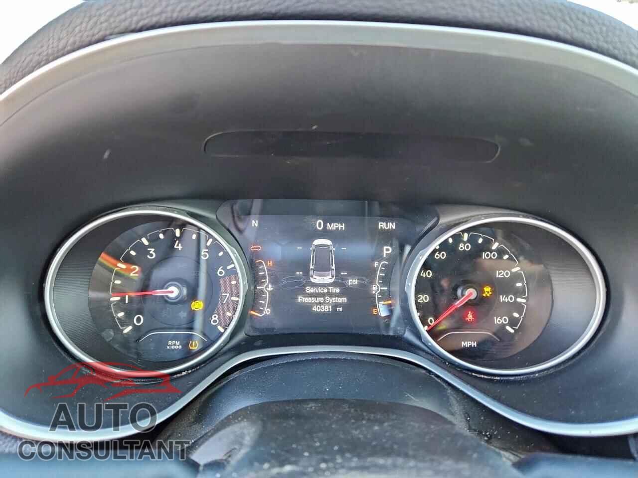 JEEP COMPASS 2018 - 3C4NJDCBXJT201643