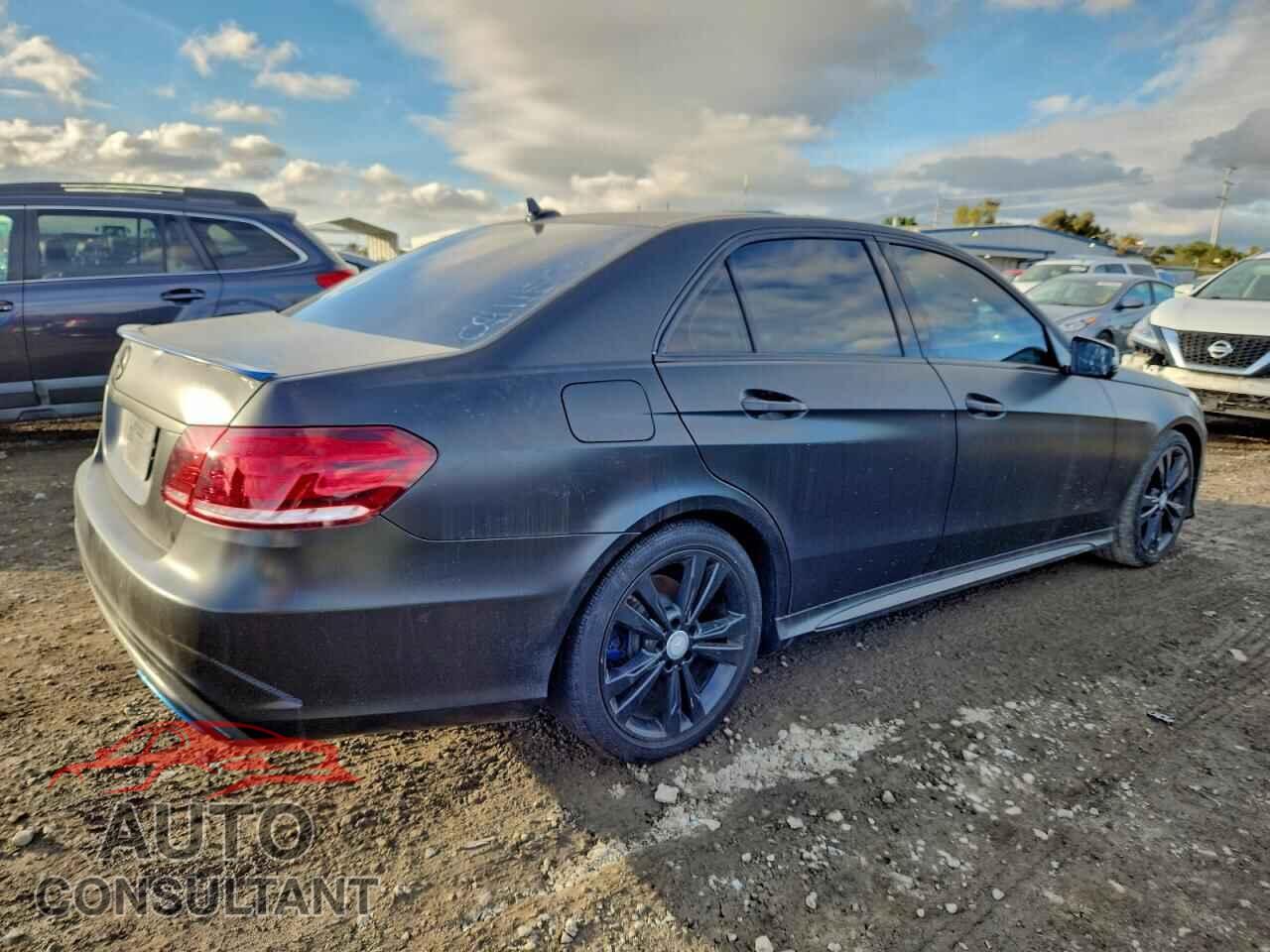 MERCEDES-BENZ E-CLASS 2015 - WDDHF5KB0FB091156