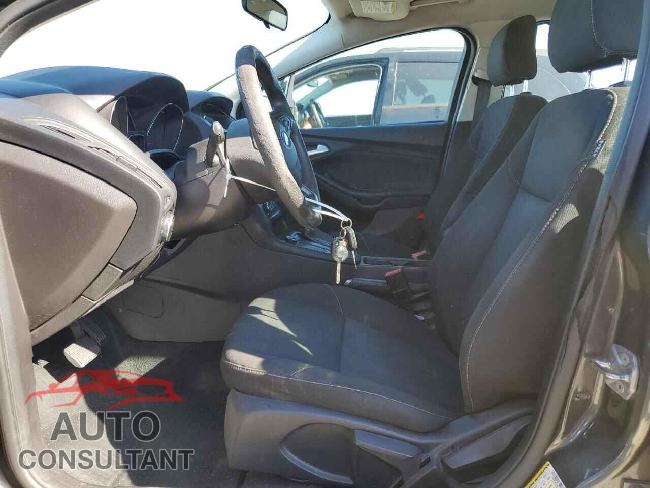 FORD FOCUS 2017 - 1FADP3K20HL248861